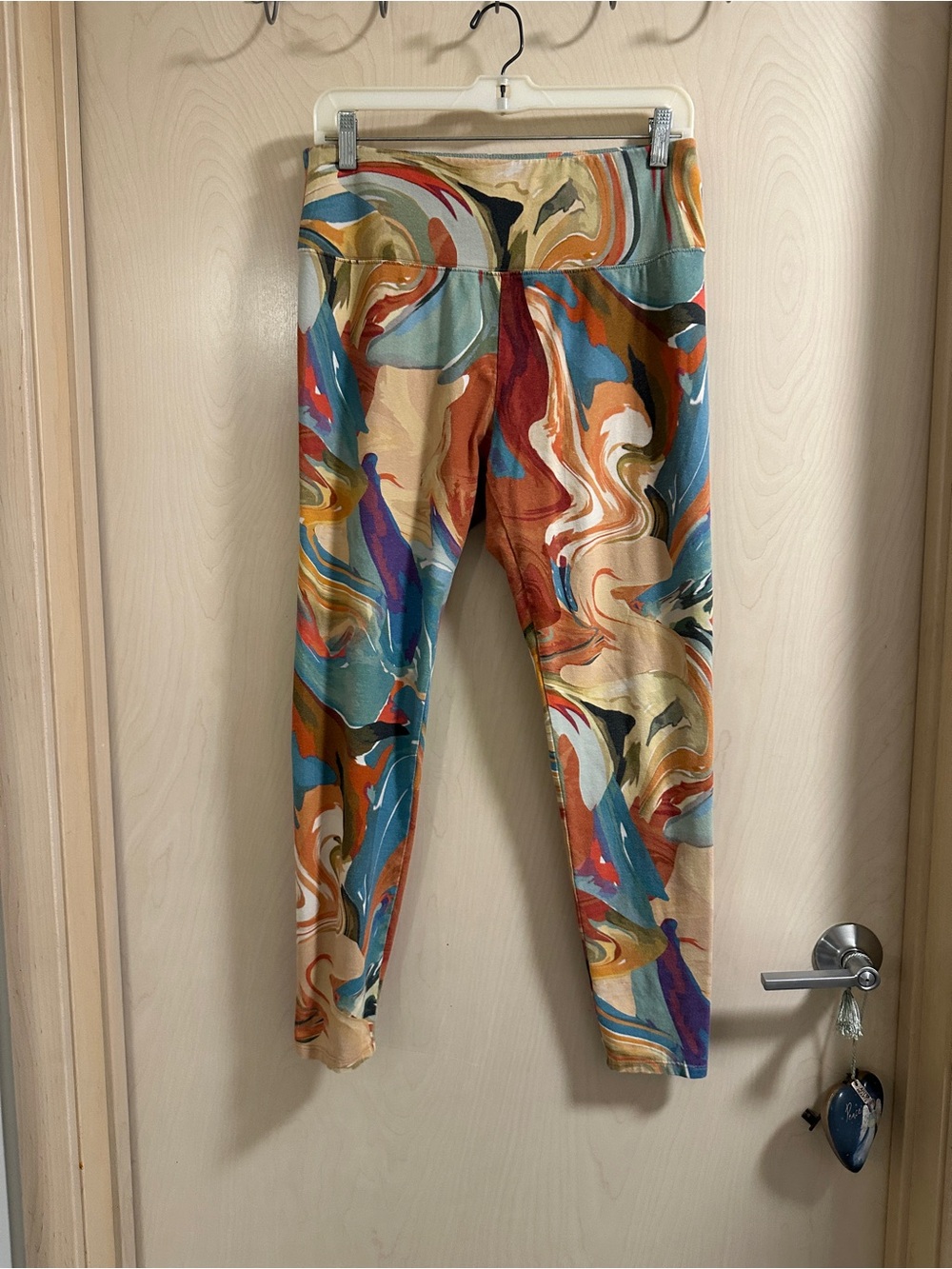 Soft Surroundings Abstract Artsy Size Medium Leggings